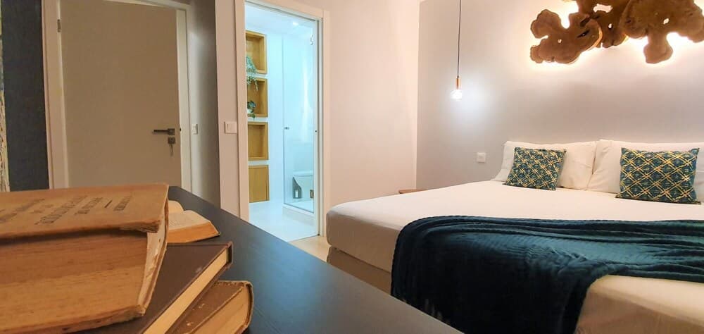 Lisbon Leaf in Lisboa Ciudad