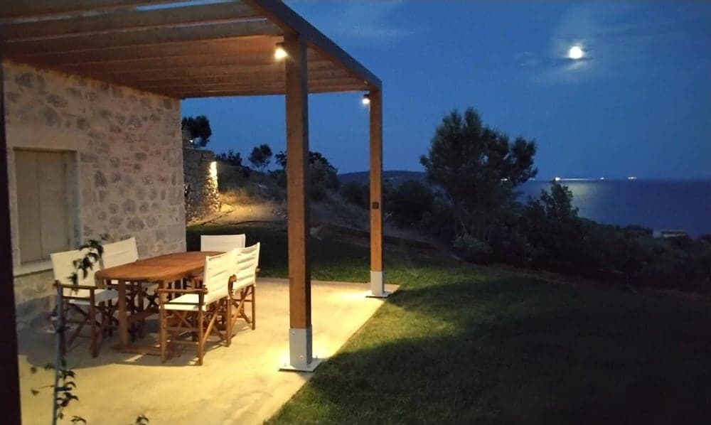 Amphitriti - Skoutari Bay View