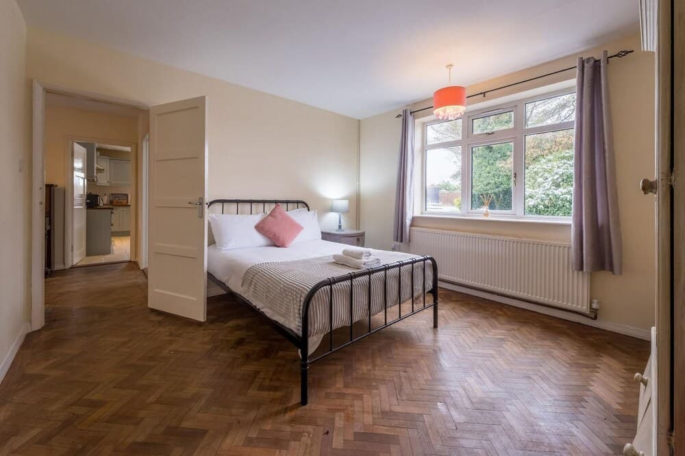 Stunning 4 BD Bungalow Banbury Northamptonshire