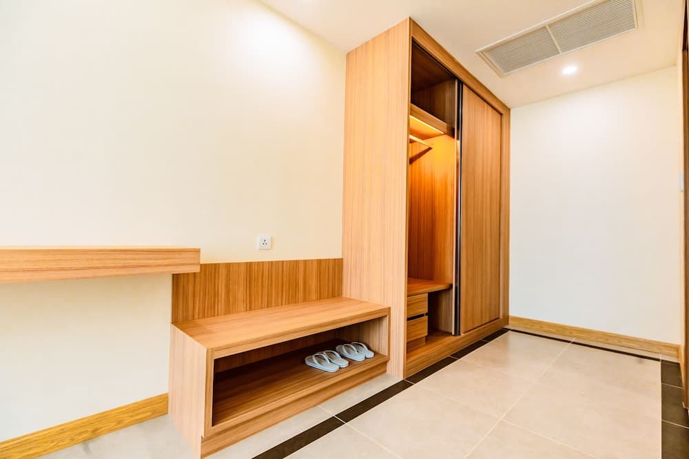 Dynasty Casino Hotel