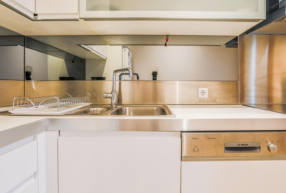 Fully Furnished Flat With Security in Atasehir