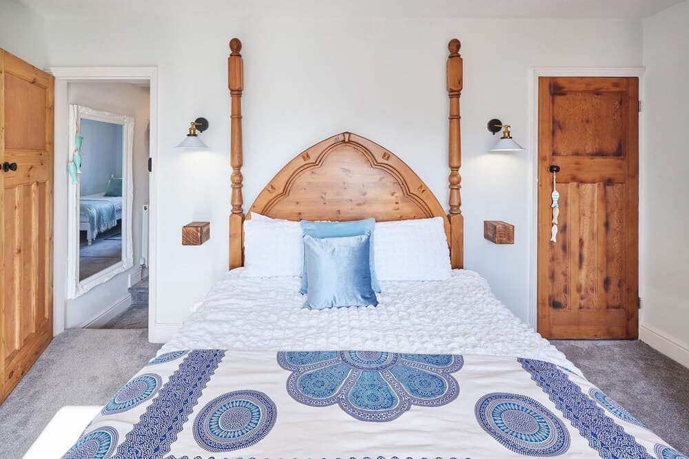 Host Stay Mumbles Cottage