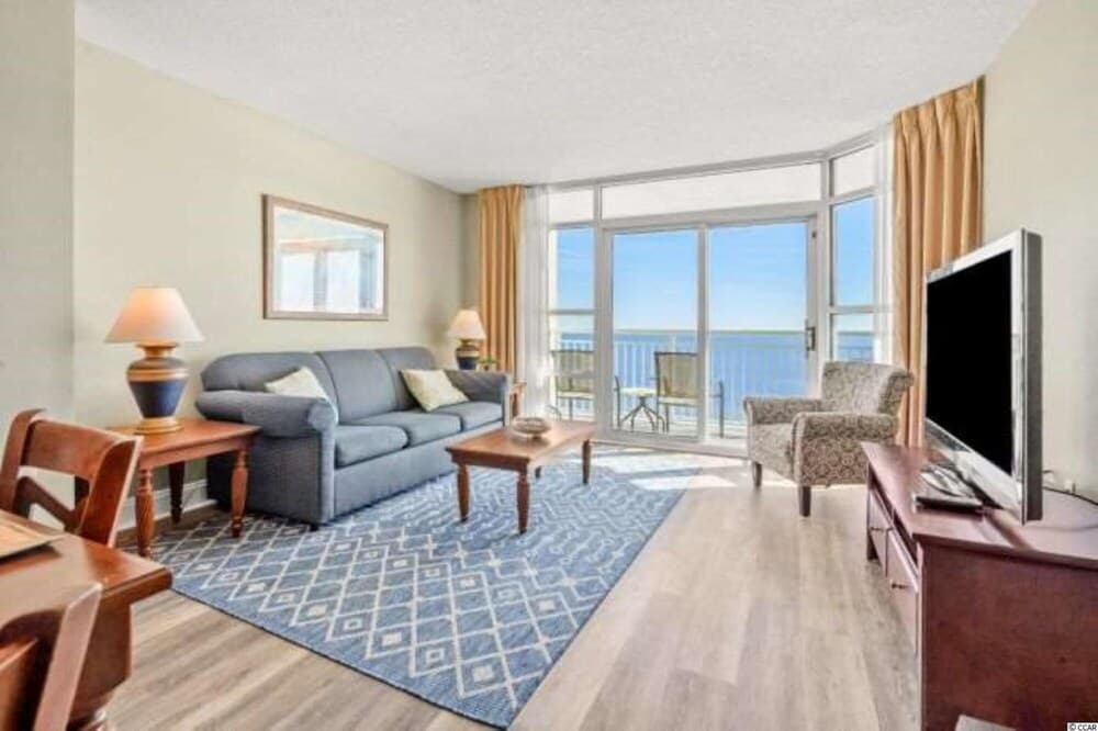 Breathtaking 2BR w Oceanview