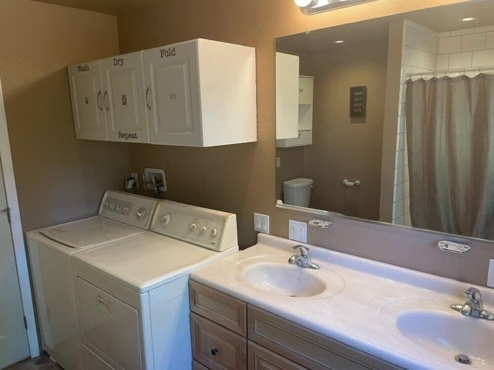 Hidden Views B 3 Bedroom Duplex