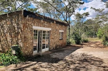 Beautiful 1-bed Cottage in Juliasdale