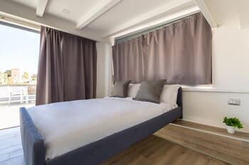 Serapide s Temple Apartment by Wonderful Italy