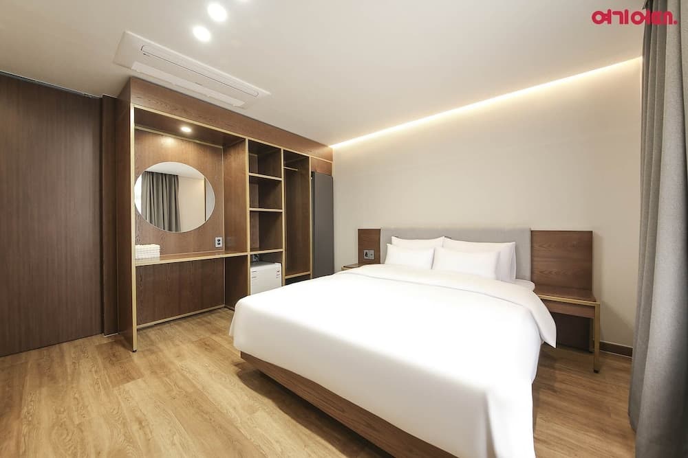 Brown Dot Hotel Ajung