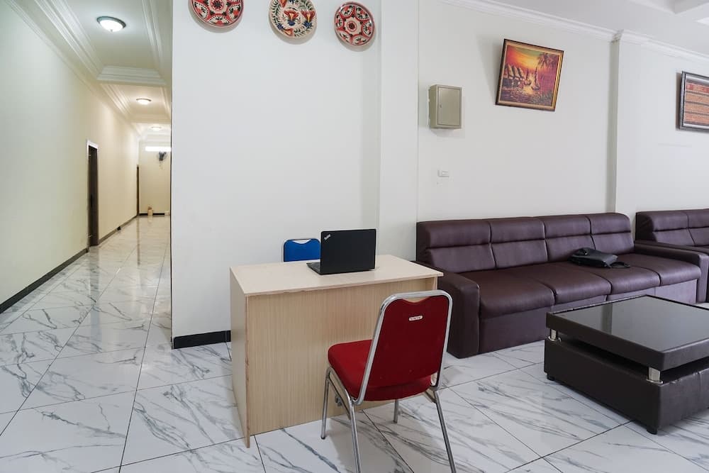 OYO 91711 Grand Ansara Mentari Residence