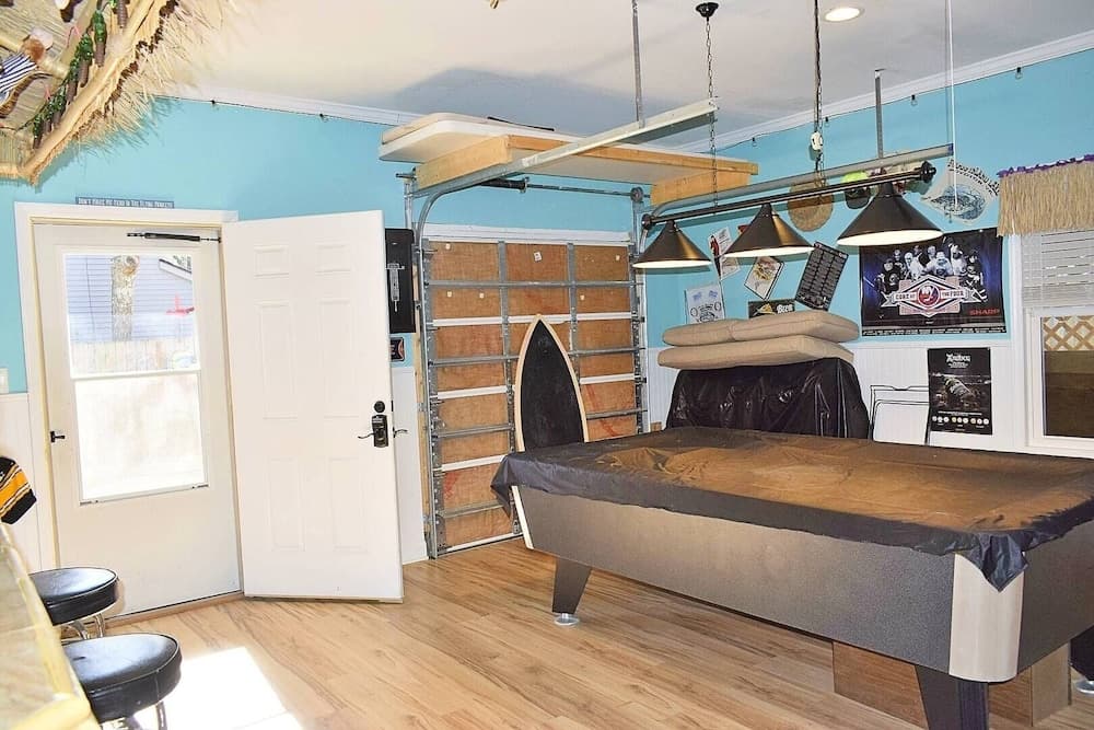 Beach Monkey's 4 Bedroom Home