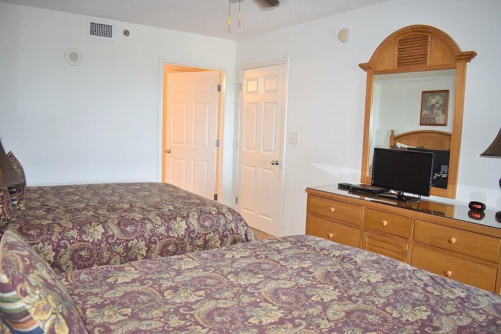 Crescent Shores N 1802 3 Bedroom Condo