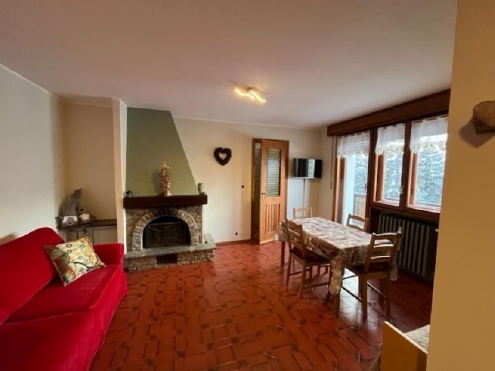 Petite Fleur- Bluchalet