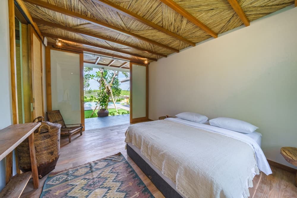 Villa Kauh - Luxury Tropical 5BR Villa