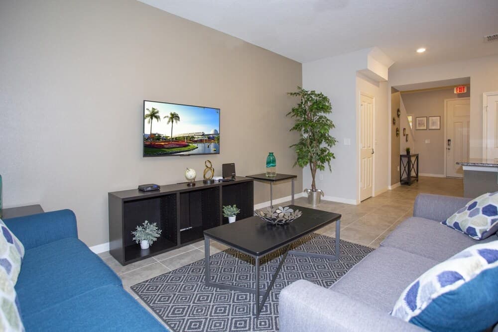 Stunning 4 Bd Close to Disney 5146 Compass Bay