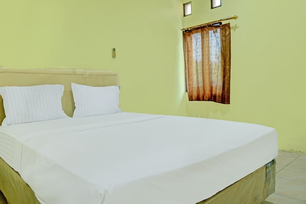 Capital O 92316 Wisma Widya Loka Pratama Near Futsal Tebing Gading