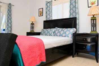 Villa Serenity by the water