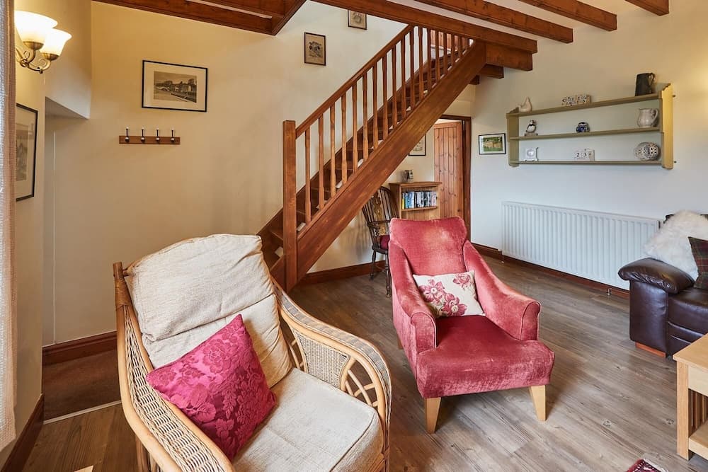 Host Stay Wodencroft Cottage