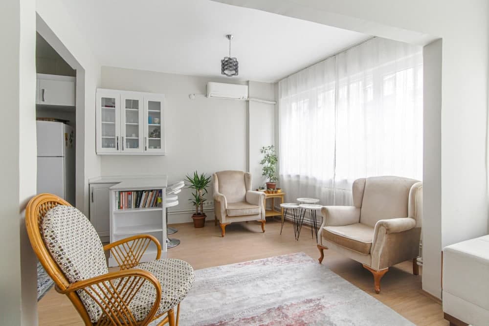 Fully Furnished Stylishly Designed Flat in Sisli