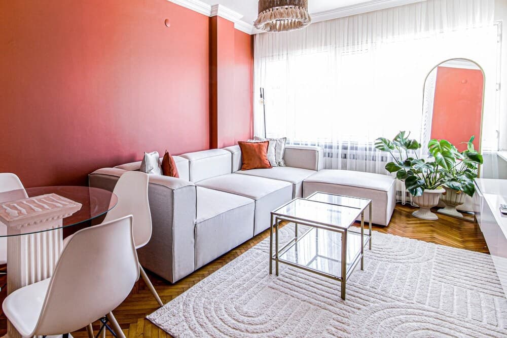 Stylish and Fully Furnished Flat in Ortakoy