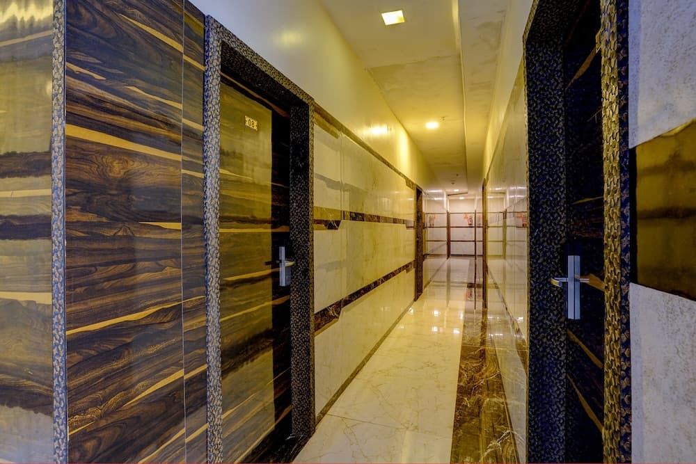 Fabhotel Zaid International