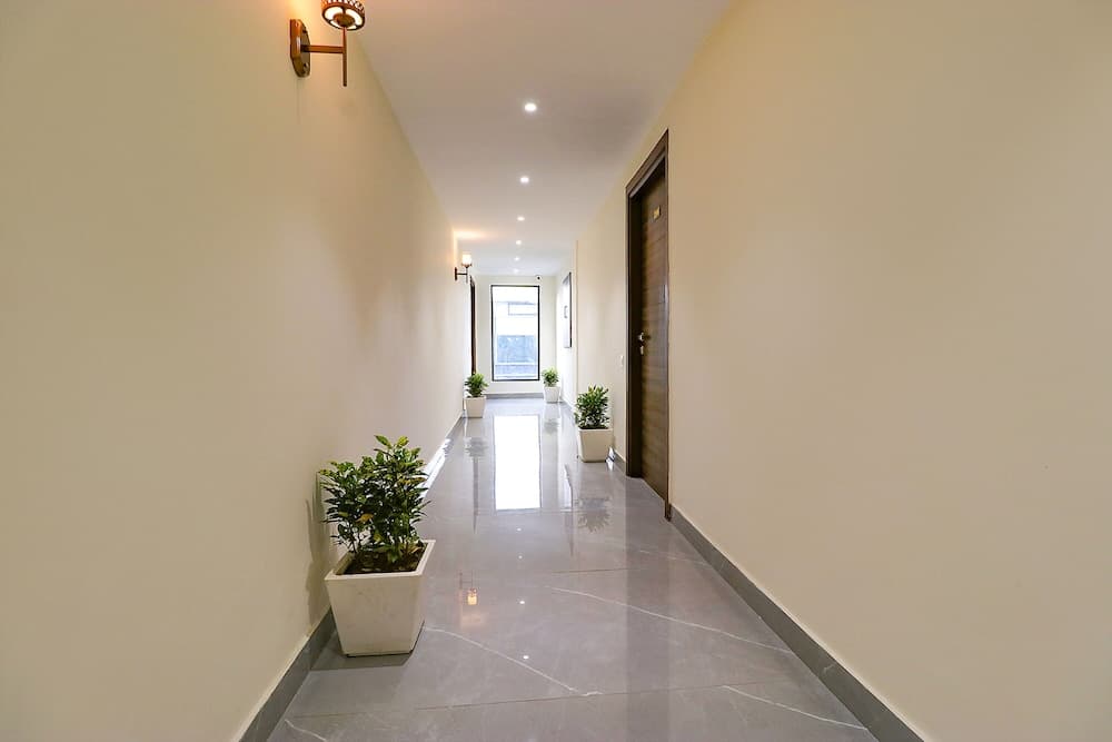 Fabhotel Prime K9 Regency