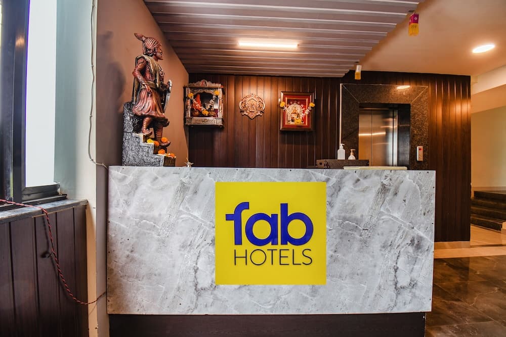 Fabhotel Gargi Inn