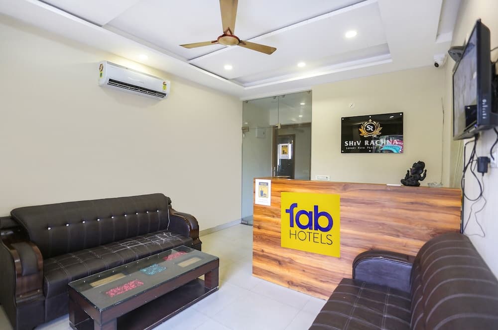 Fabhotel Shiv Rachna