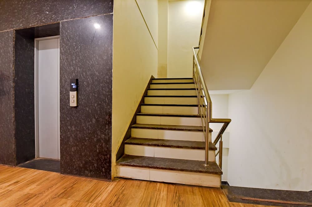 FabHotel Indian Tulip