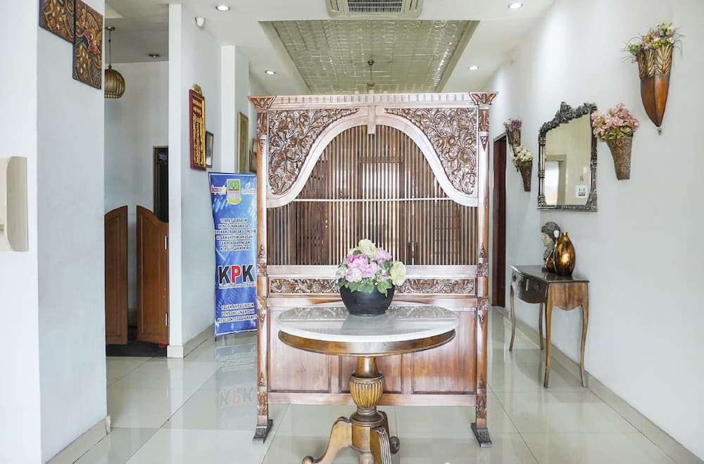 Collection O Cikarang Near Water Boom Lippo Cikarang Formerly Hotel Teratai