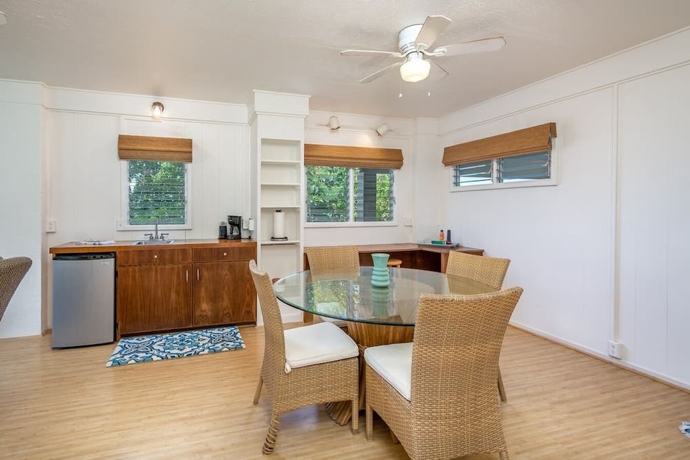 Anini Kai Hulali 4 Bedroom Home by Redawning