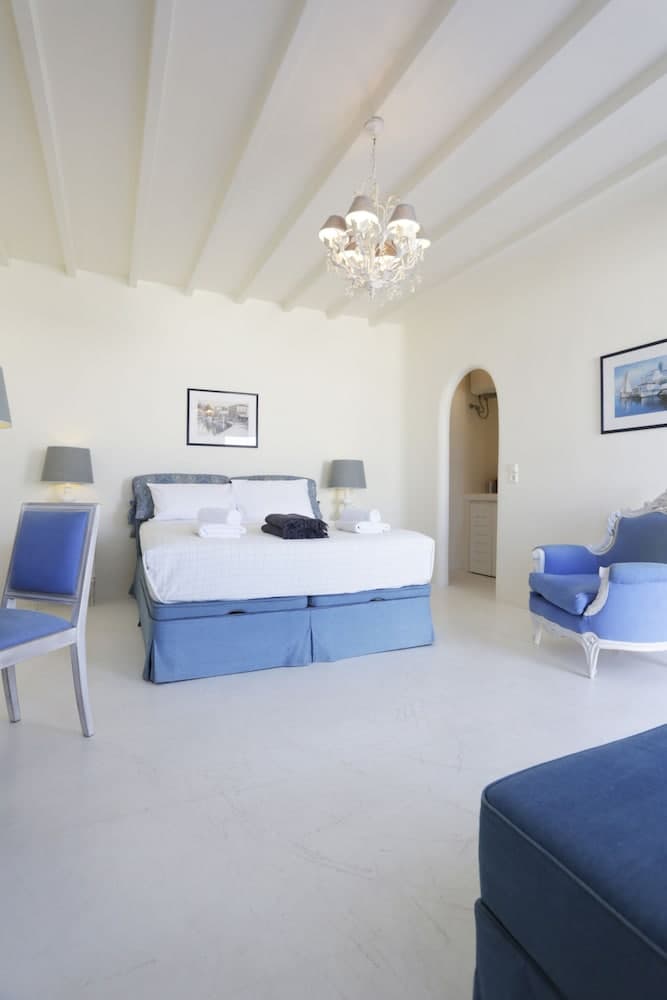 Amazing Studio Mare Blue