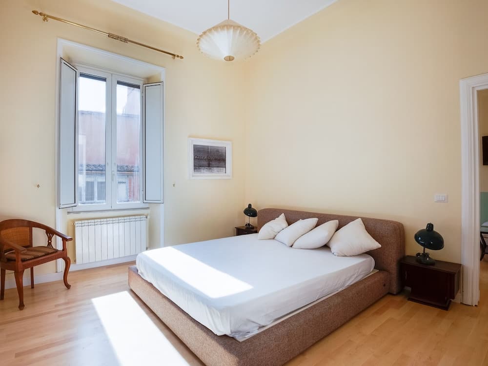 RSH Spanish Steps Luxury Apartments