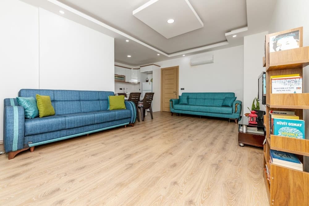 Spacious Flat With Balcony in Mugla