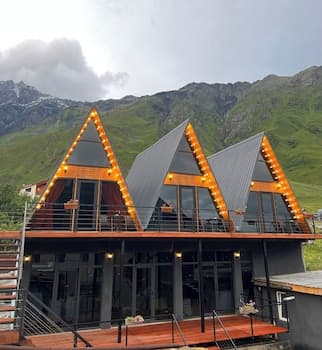 PYRAMID KAZBEGI