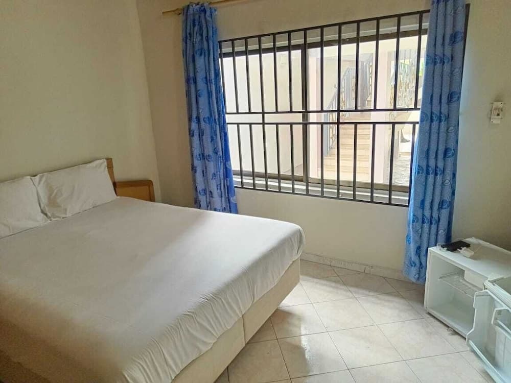 PRESTIGE GUESTHOUSE Ksi