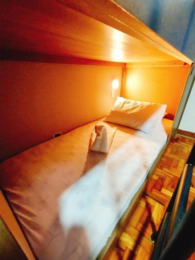 Youse Hostel and Hotel