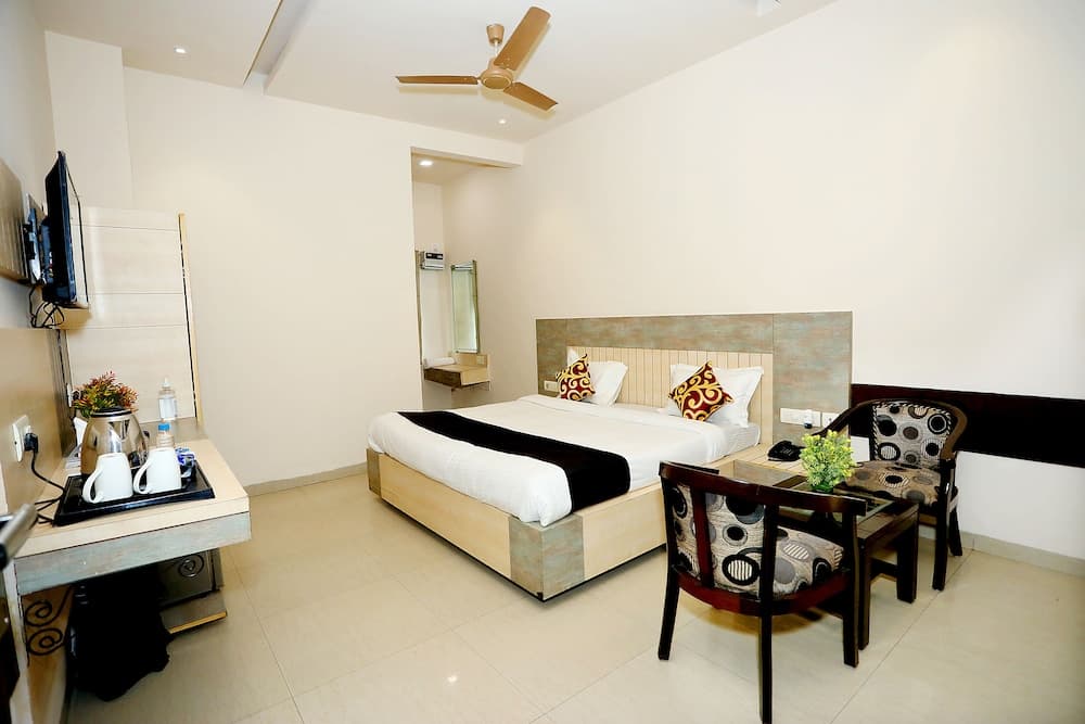 Hotel Bhagyaraj Palace - Best Hotel In Kanpur