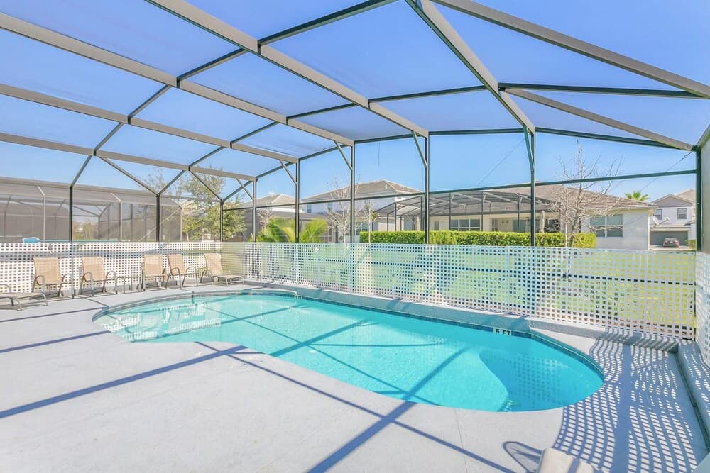 6BR Luxury Home With BBQ and Private Pool