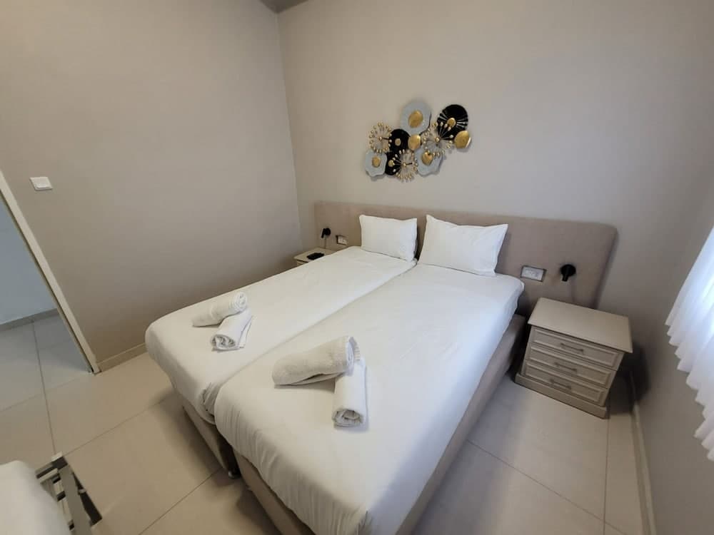 YalaRent Promenade amazing 3BR apt