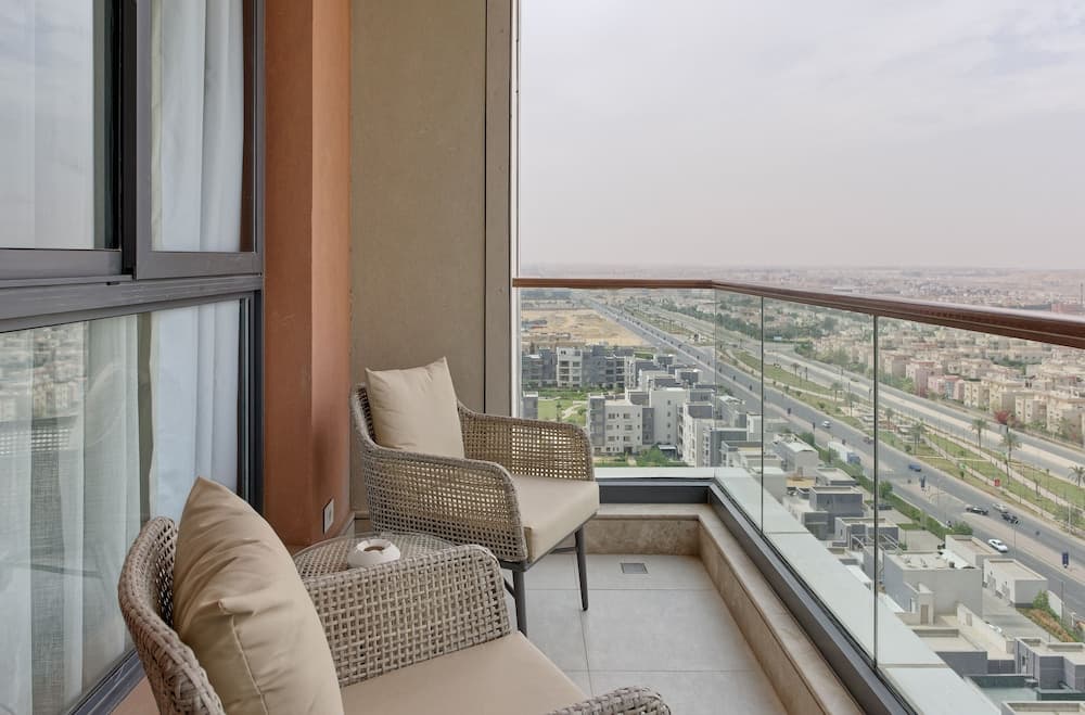 VESTA - Sheikh Zayed Residence