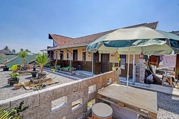 SPOT ON 91425 Mekargalih Homestay Syariah