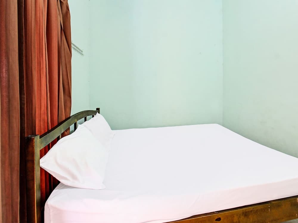 Hotel O Homestay Bang HajiNearLapangan Penujak ( Inen Gonggang)