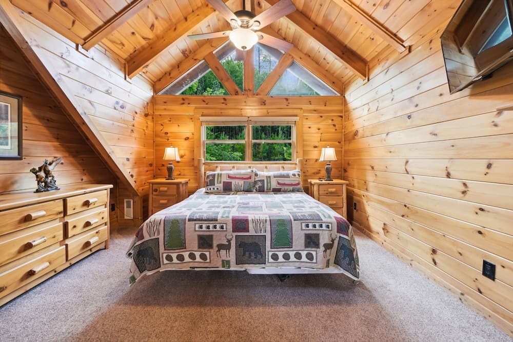 Wilderness Lodge 3 Bedroom Cabin by RedAwning