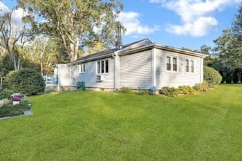 Tranquil Home in Western RI
