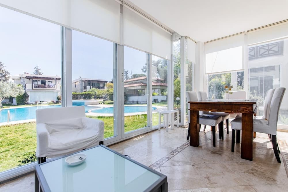 Luxury Villa With Shared Pool in Bodrum Ortakent