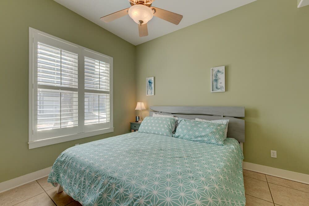 Seaside Haus Bb923 3 Bedroom Home by Redawning