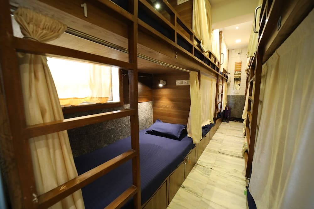 MAPLE ZOCIAL HUBZ-Hostel