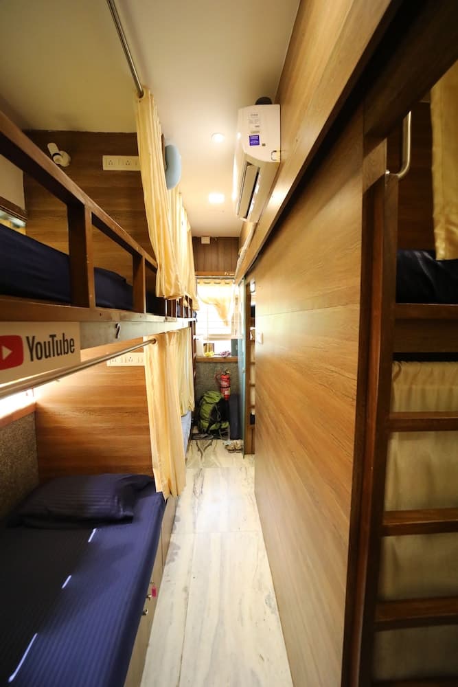 MAPLE ZOCIAL HUBZ-Hostel