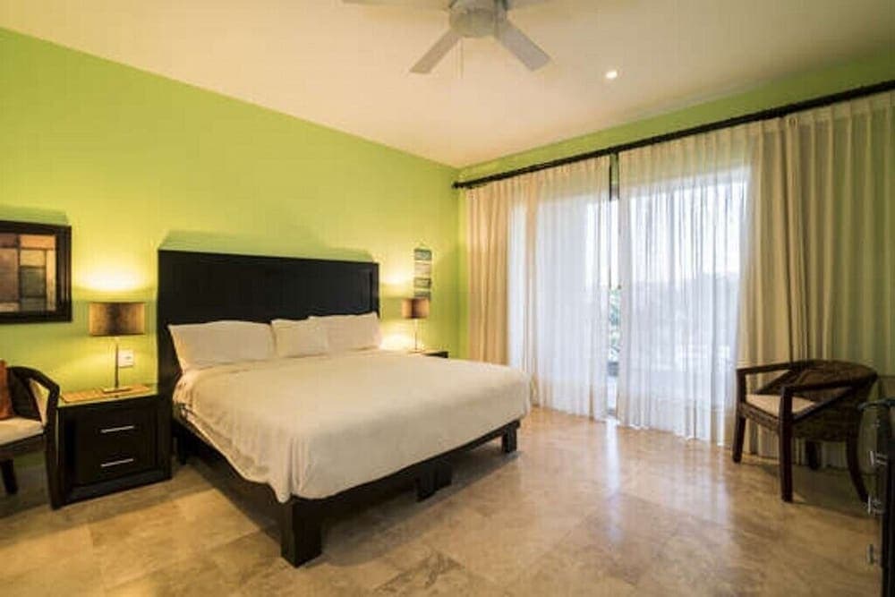 Paraiso del Mar By TO