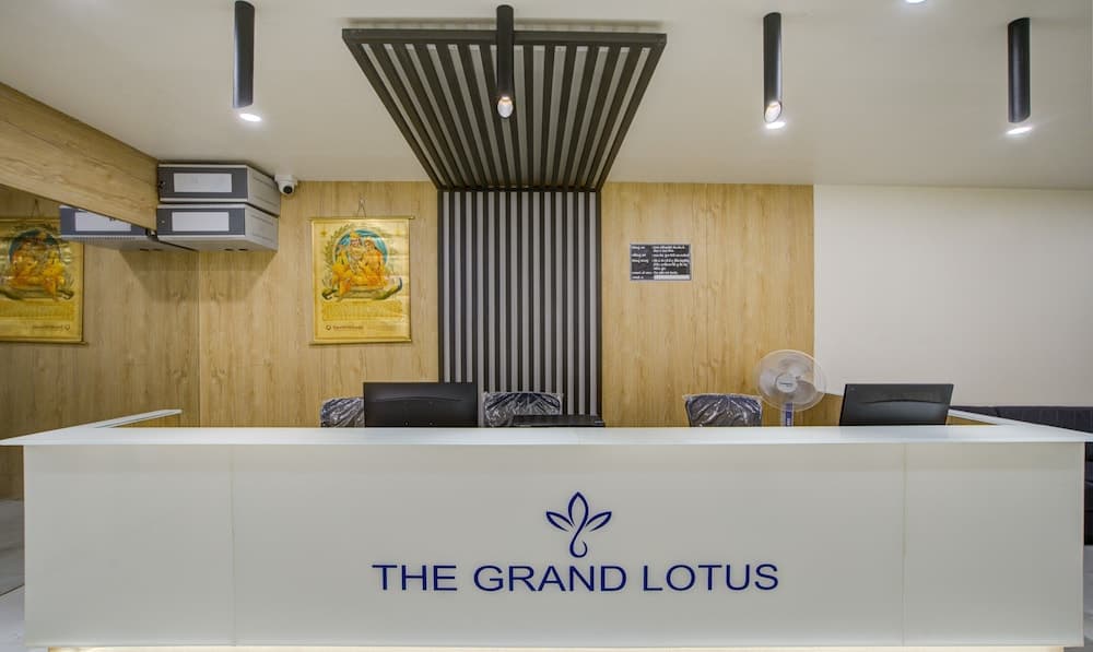 Treebo Grand Lotus