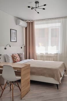 Seven City Apartments